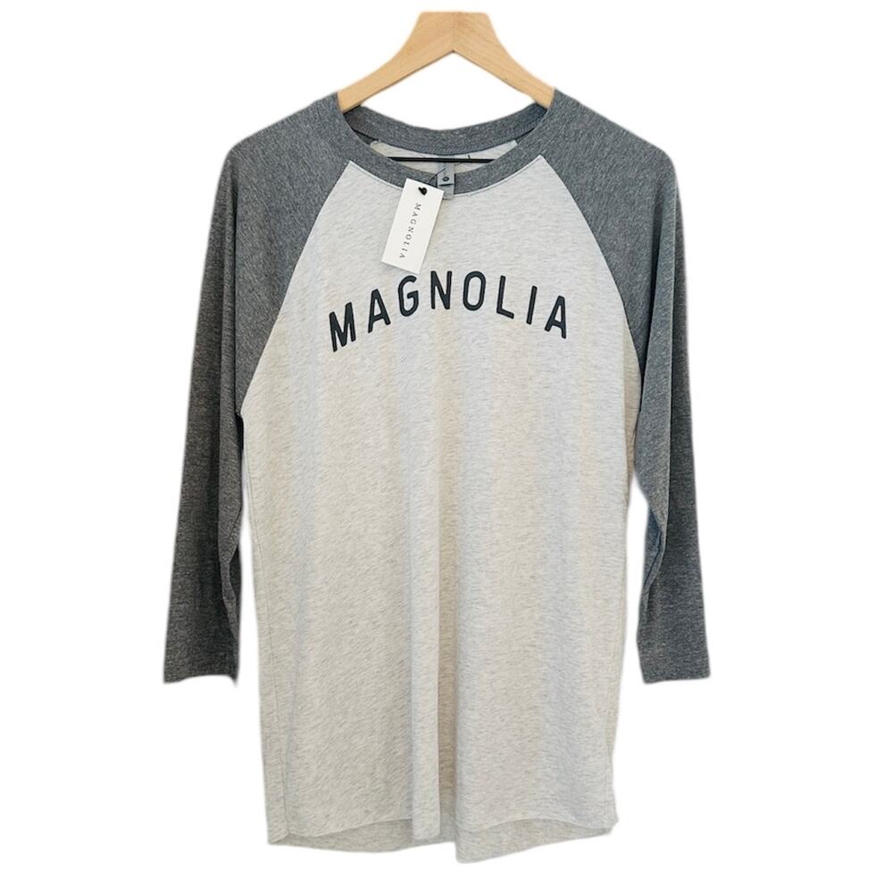 MAGNOLIA SILOS in WACO NWT Crewneck Shirt – Medium